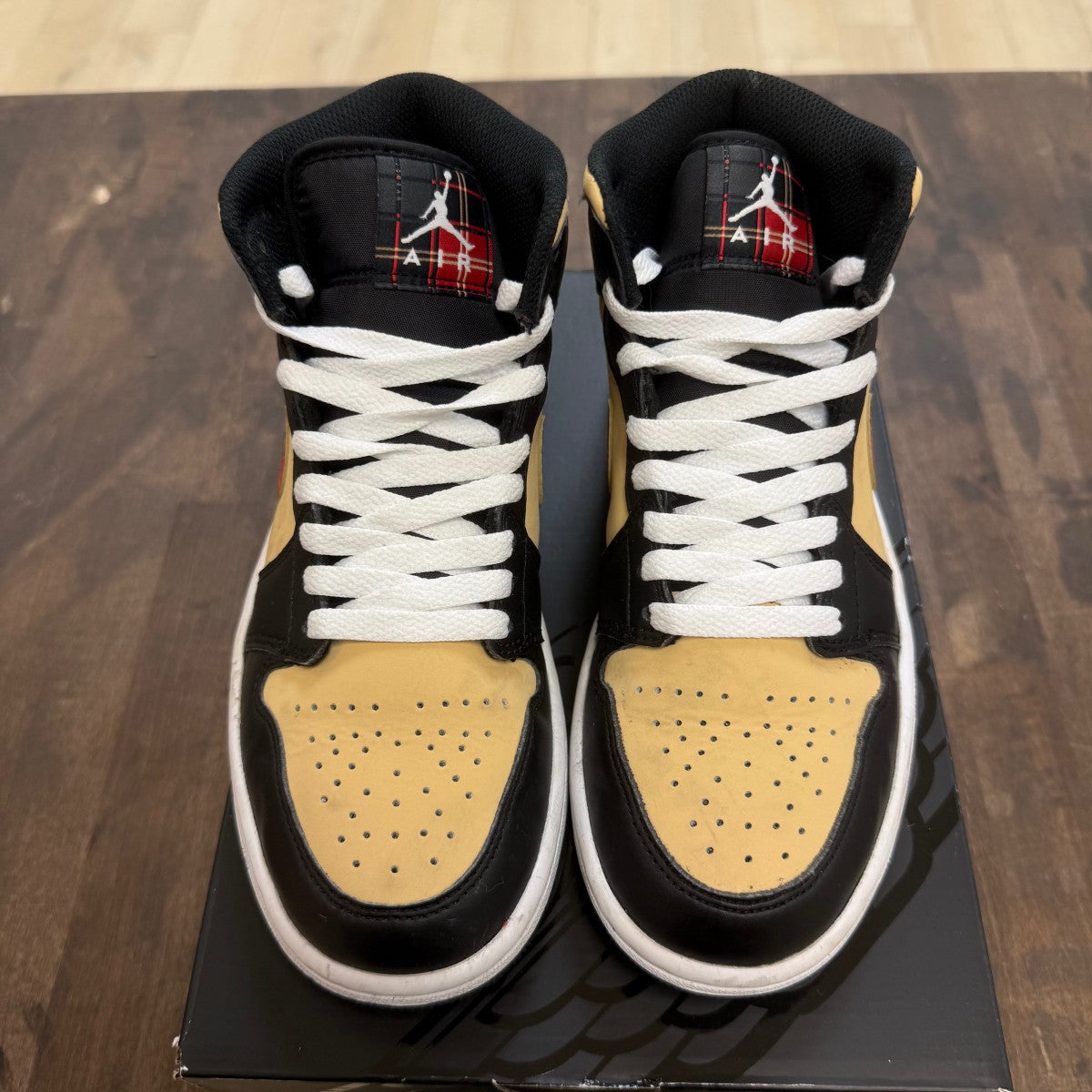Air Jordan 1 Mid Tartan Swoosh Size 5 (Pre-Owned) - Image 2