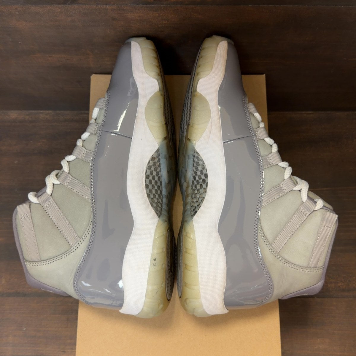 Jordan 11 Retro Cool Grey (2021) Size 10 (Pre-Owned) - Image 5