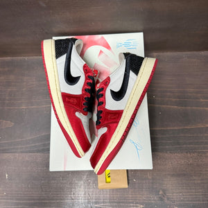 Jordan 1 Retro Low OG Trophy Room Rookie Card Away Size 5 (Pre-Owned) - tag