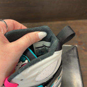 Jordan 8 Retro South Beach (GS) Size 7Y (Pre-Owned) - aux