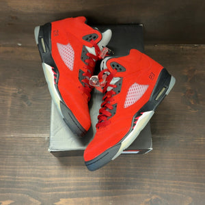 Jordan 5 Retro Raging Bull Red (2021) (GS) - Image 2