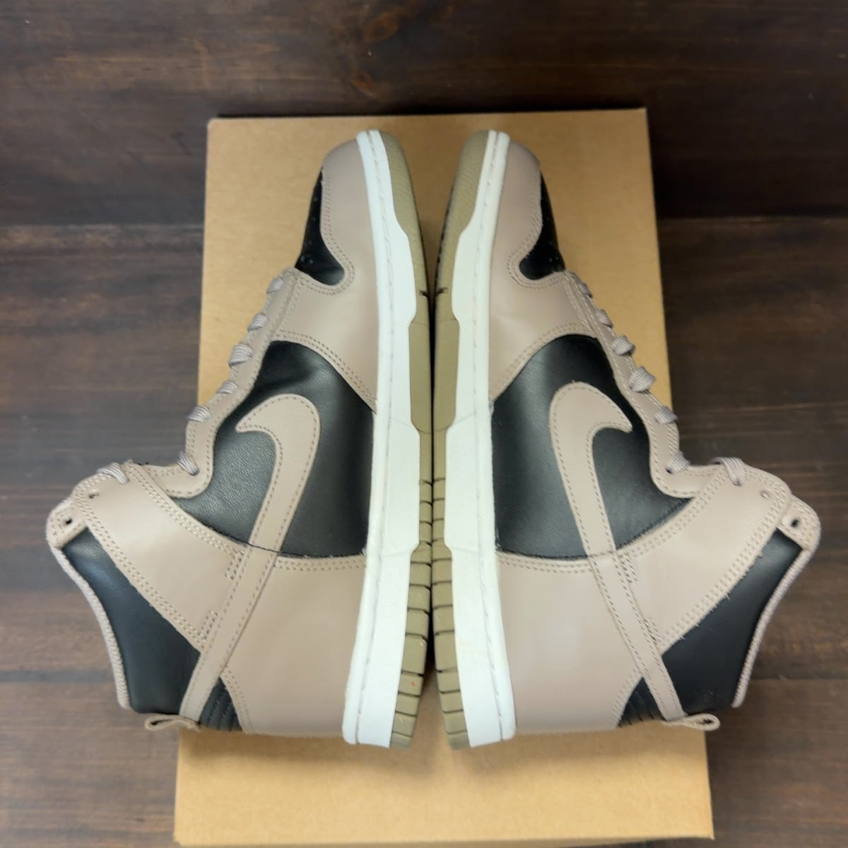 Nike Dunk High Moon Fossil (Women's) Size 7W (Pre-Owned) - Image 5