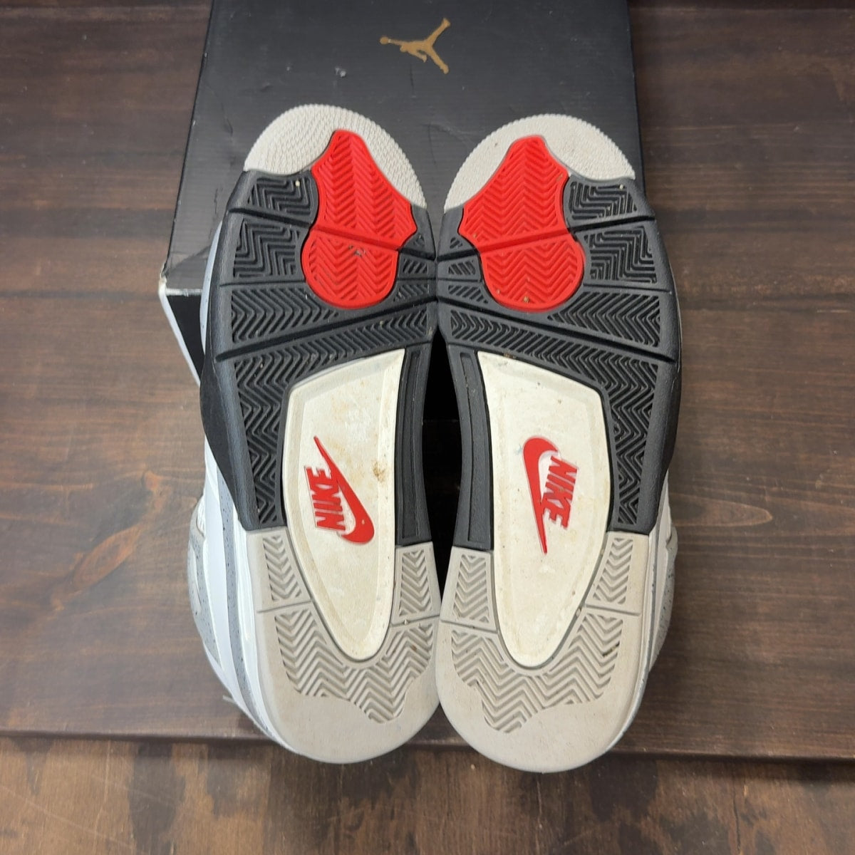 Jordan 4 Retro White Cement (2025) Size 10 (Pre-Owned) - Image 7