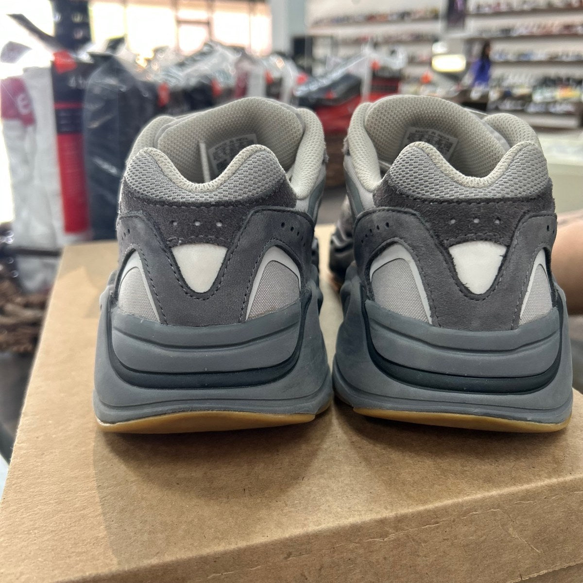 adidas Yeezy Boost 700 V2 Tephra Size 6.5 (Pre-Owned) - Image 4
