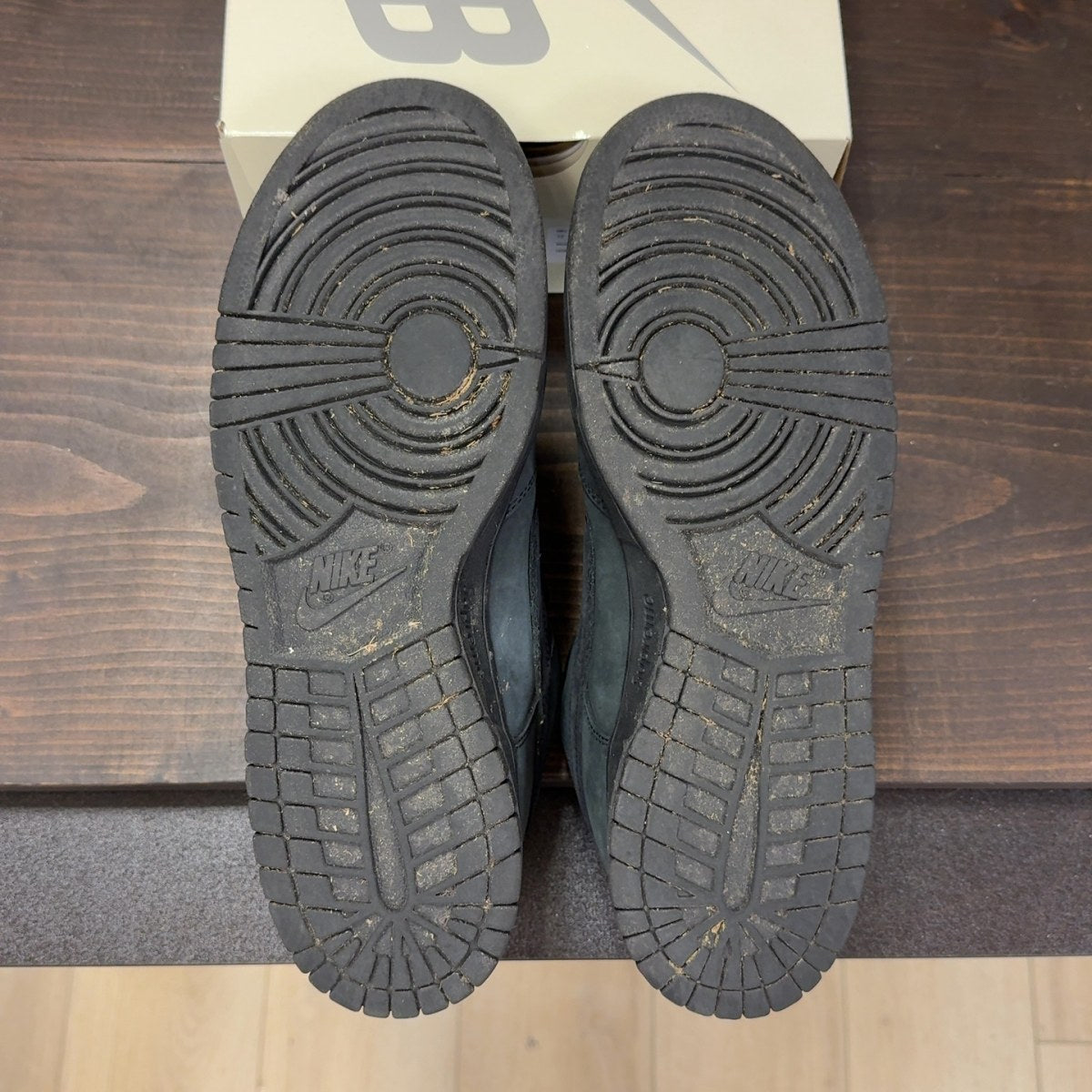 Nike SB Dunk Low Supreme 94 Black - Image 8