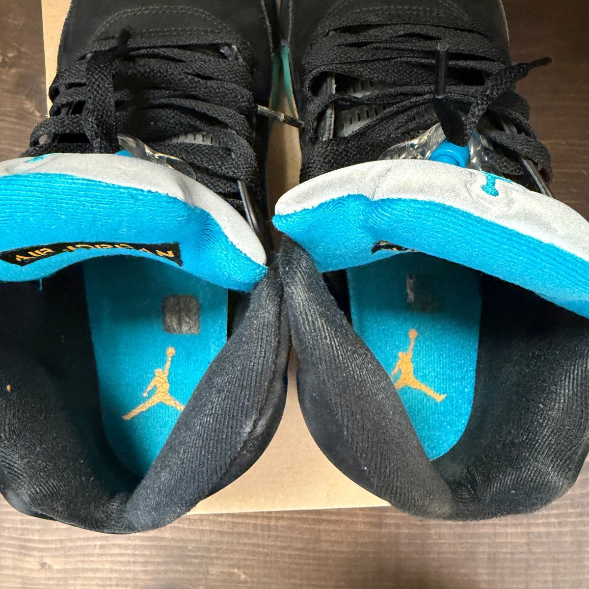Jordan 5 Retro Aqua Size 8 (Pre-Owned) - Image 5