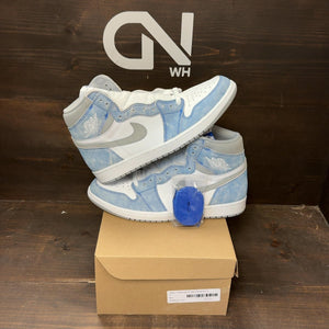 Jordan 1 Retro High OG Hyper Royal Size 11 - front