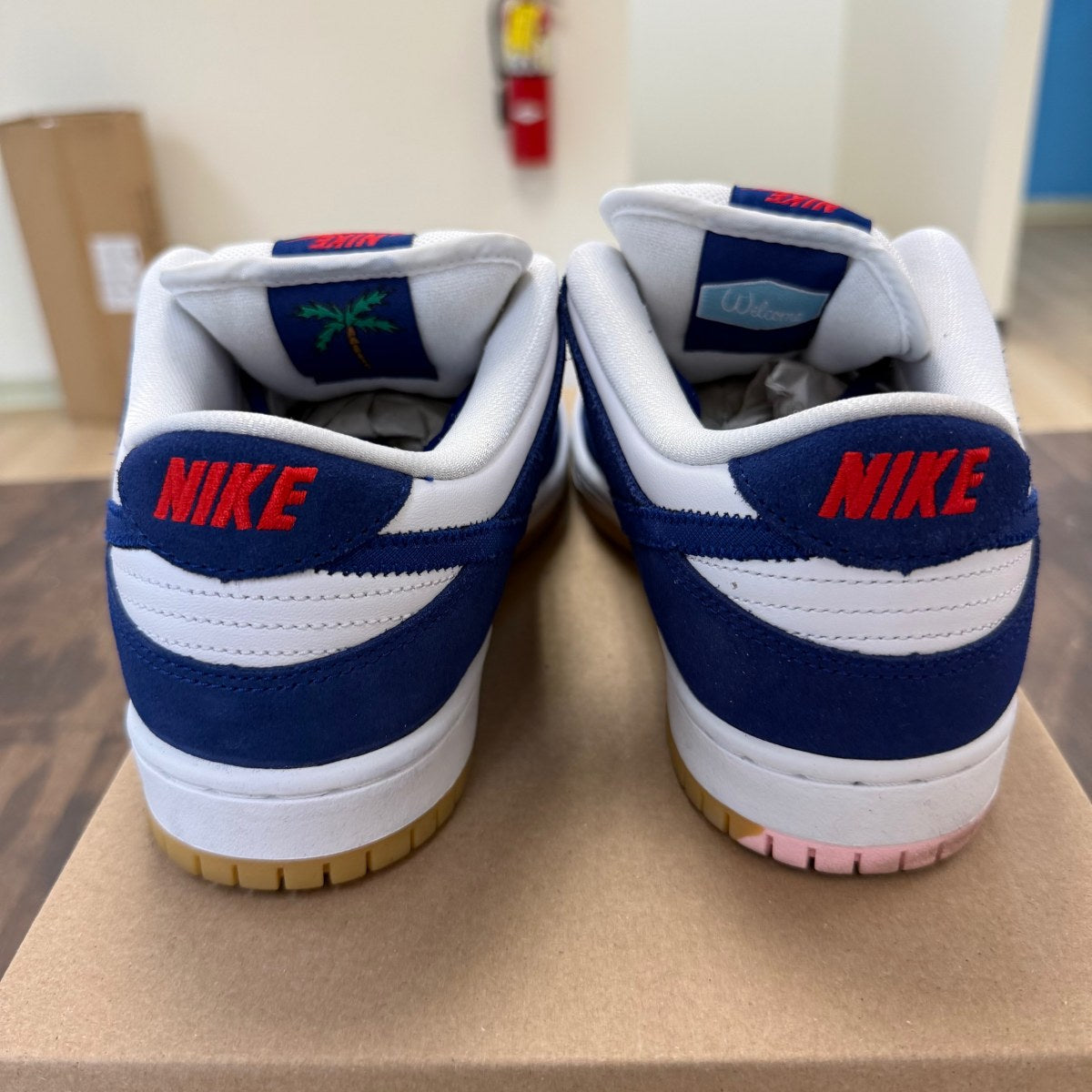 Nike SB Dunk Low Los Angeles Dodgers Size 7 (Pre-Owned) - Image 5