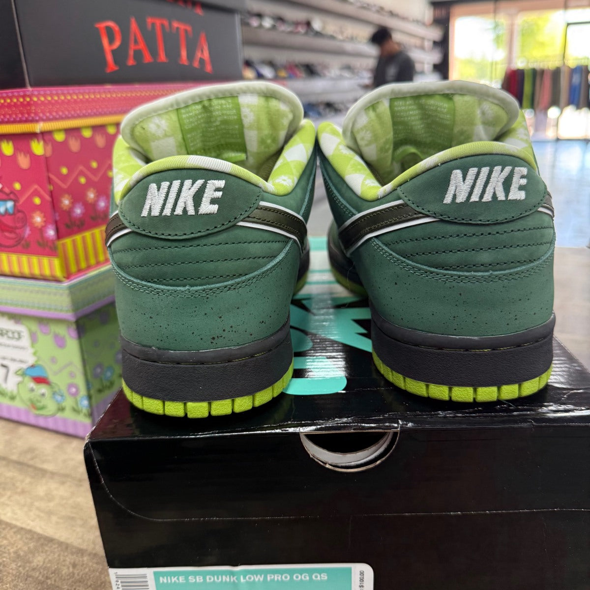 Nike SB Dunk Low Concepts Green Lobster (Special Box) Size 11.5 (Pre-Owned) - Image 4