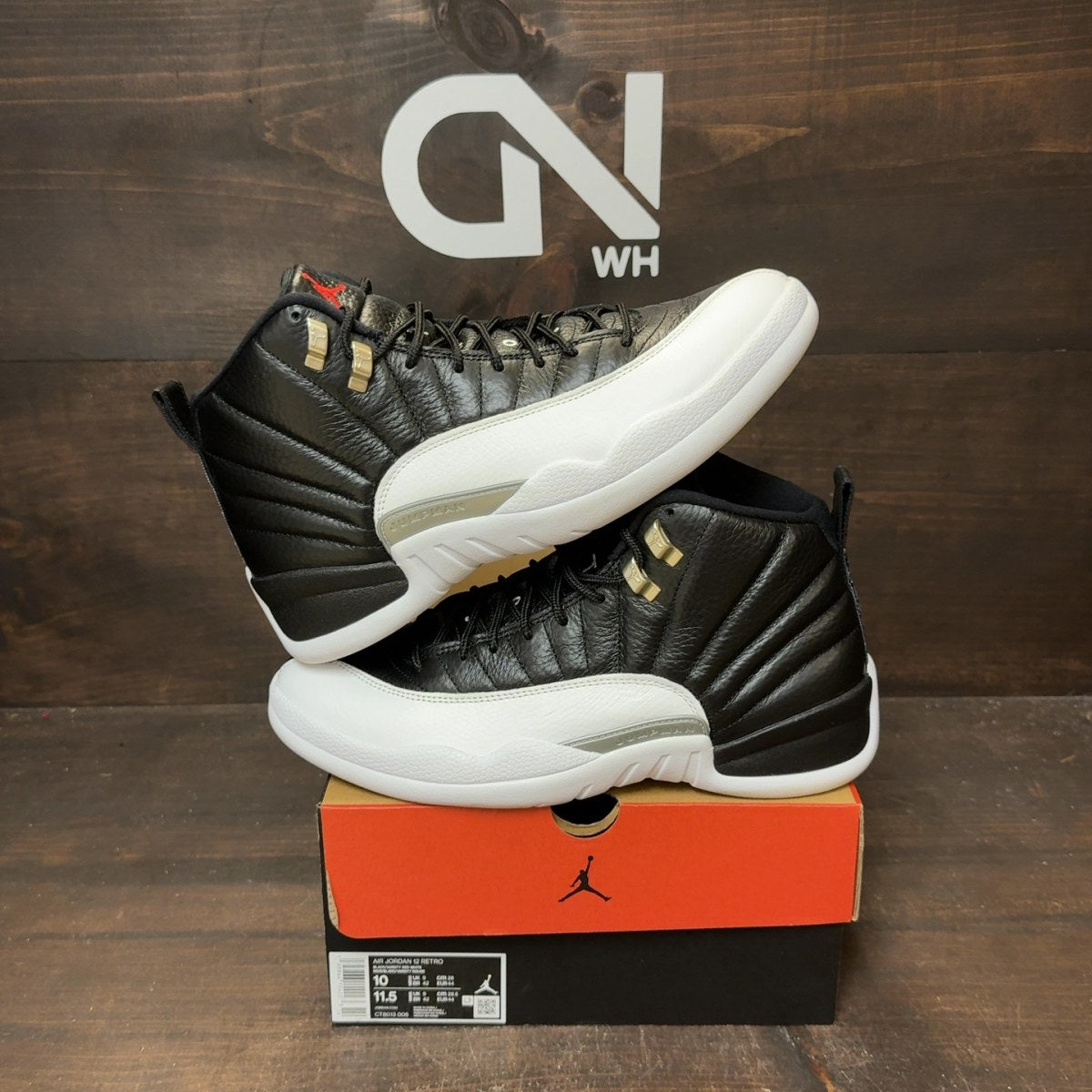Jordan 12 Retro Playoffs (2022) Size 10 (Pre-Owned)