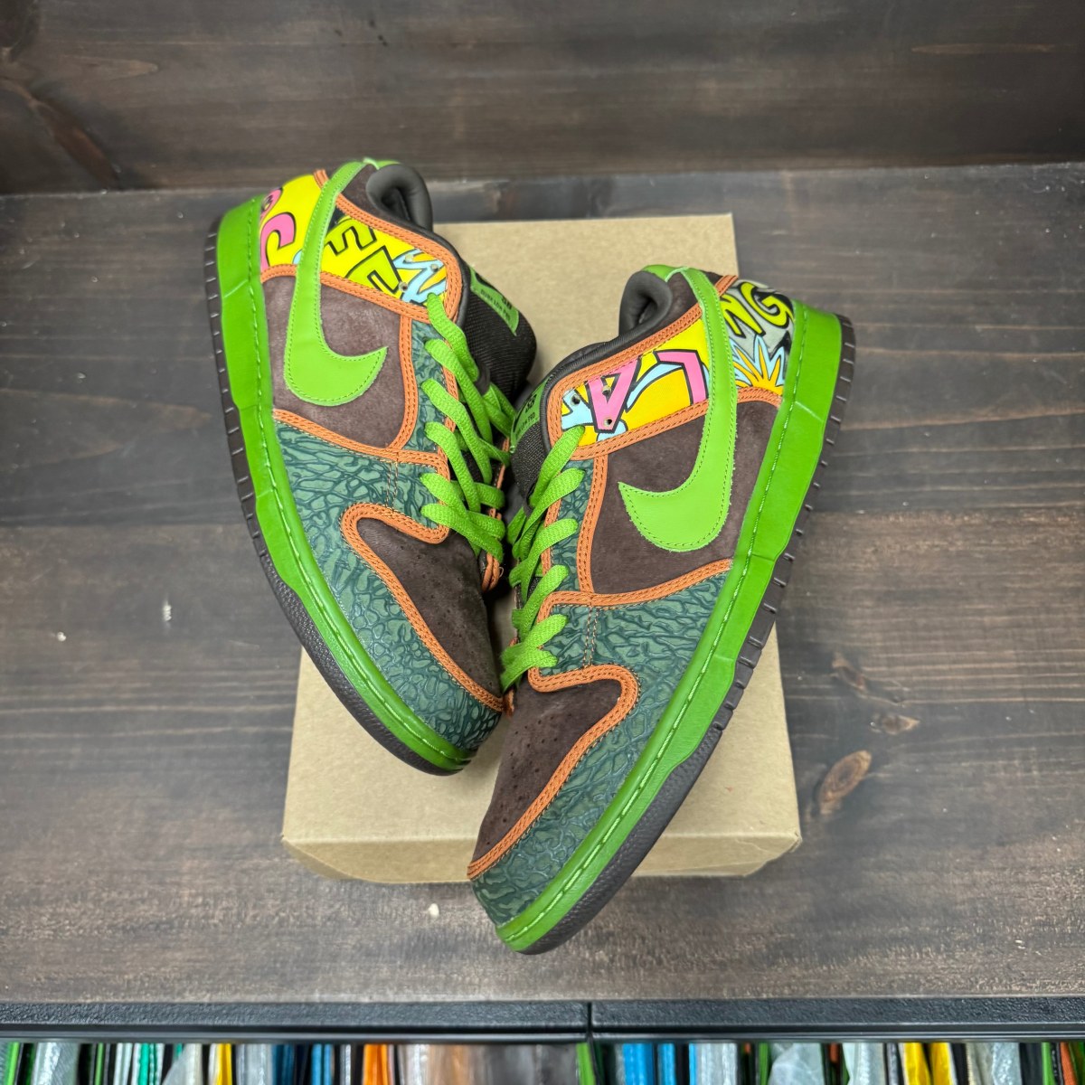 Nike SB Dunk Low De La Soul (2015) Size 13 (Pre-Owned) - Image 2