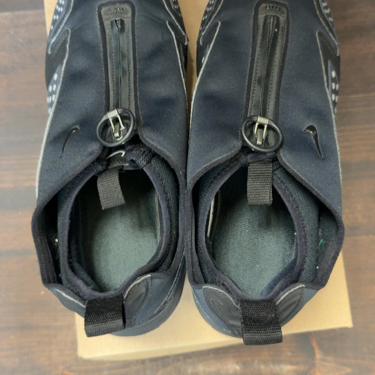 Nike Air Max Sunder Black Silver (Women's) Size 12.5W (Pre-Owned) - Image 5