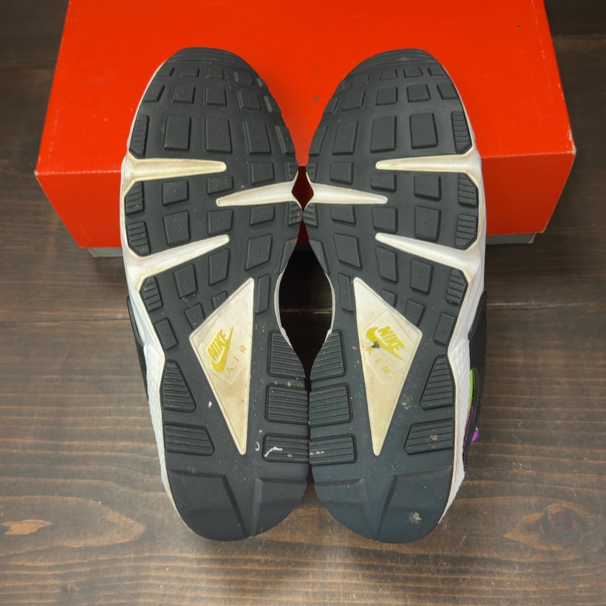 Nike Air Huarache Run Neon Yellow Magenta (2021) Size 10.5 (Pre-Owned) - aux