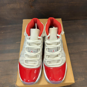 Jordan 11 Retro Cherry (2022) (GS) Size 5.5Y (Pre-Owned) - Image 3