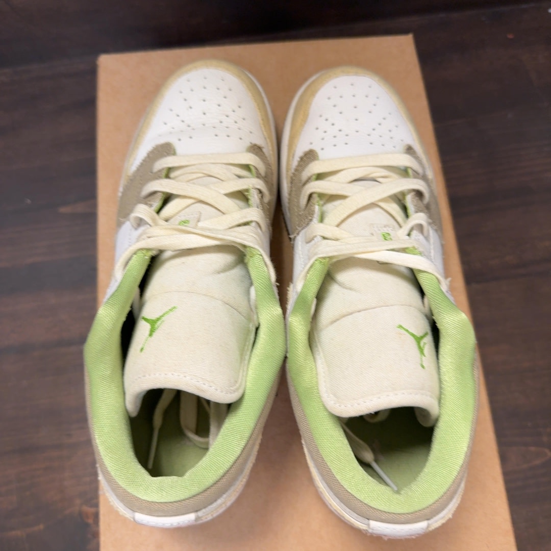 Jordan 1 Low Pastel Grind Vivid Green (GS) Size 7Y (Pre-Owned) - Image 5