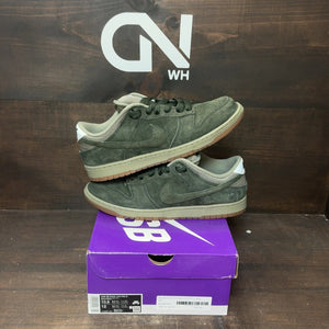 Nike SB Dunk Low Pro B Sequoia Size 10.5 (Pre-Owned) - front