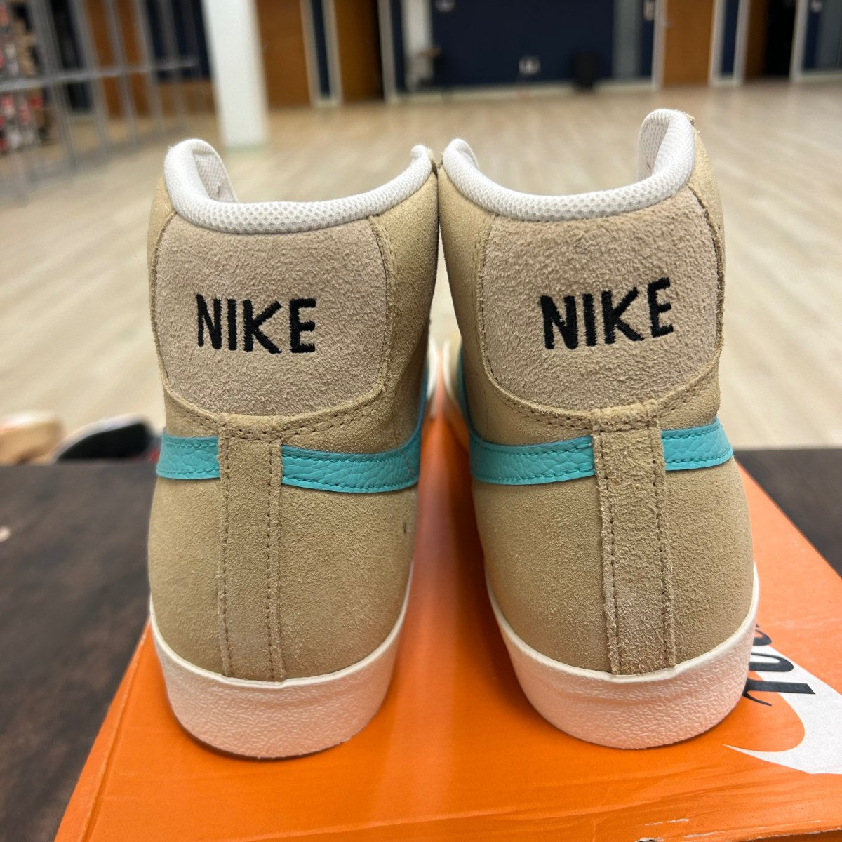 Nike Blazer Mid 77 Desert Ore Light Aqua - Image 4