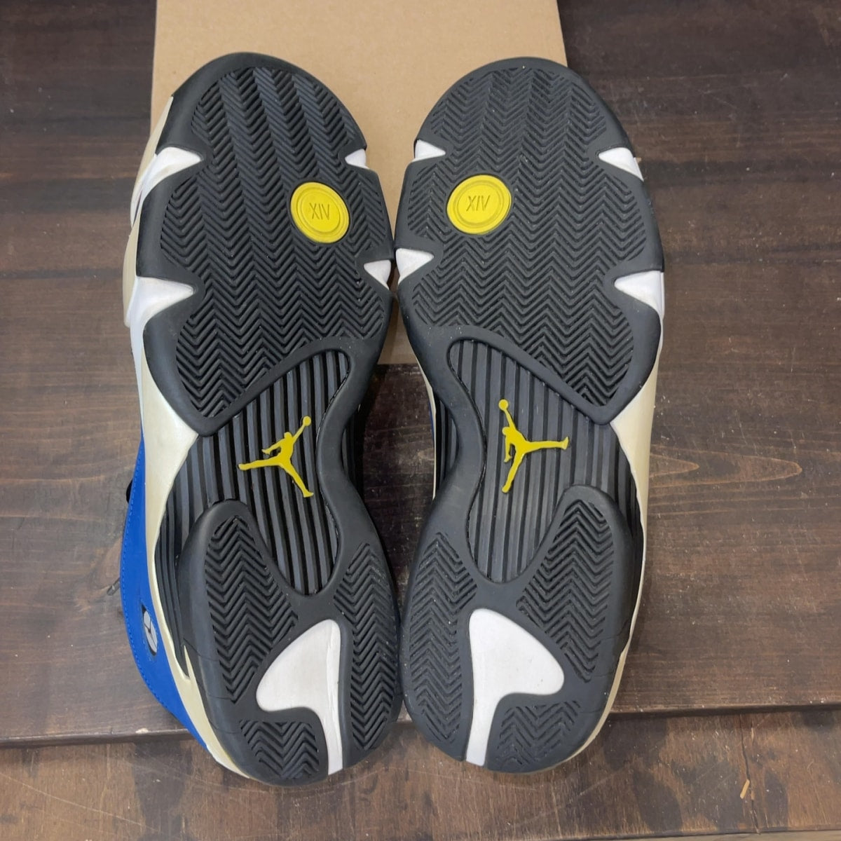 Jordan 14 Retro Low Laney (2015) Size 14 (Pre-Owned) - Image 8
