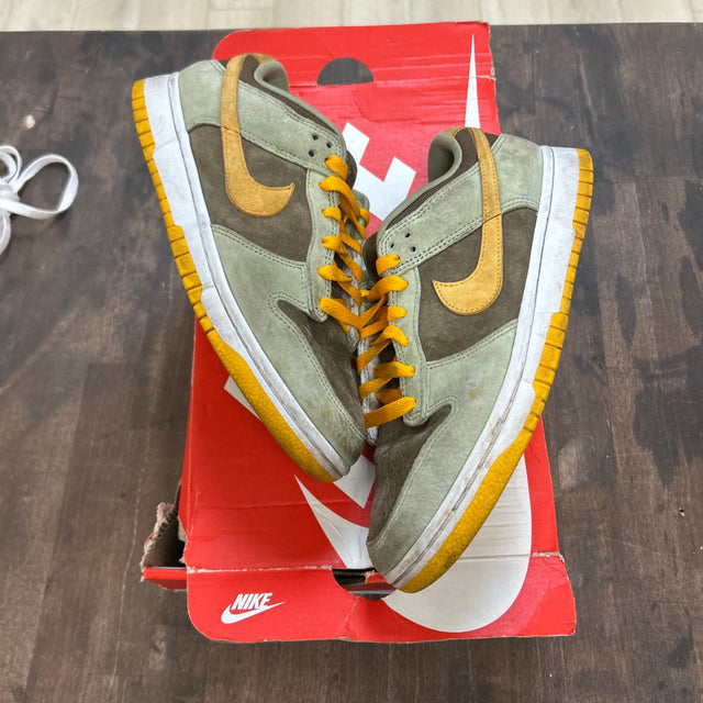 Nike Dunk Low Dusty Olive - Image 1