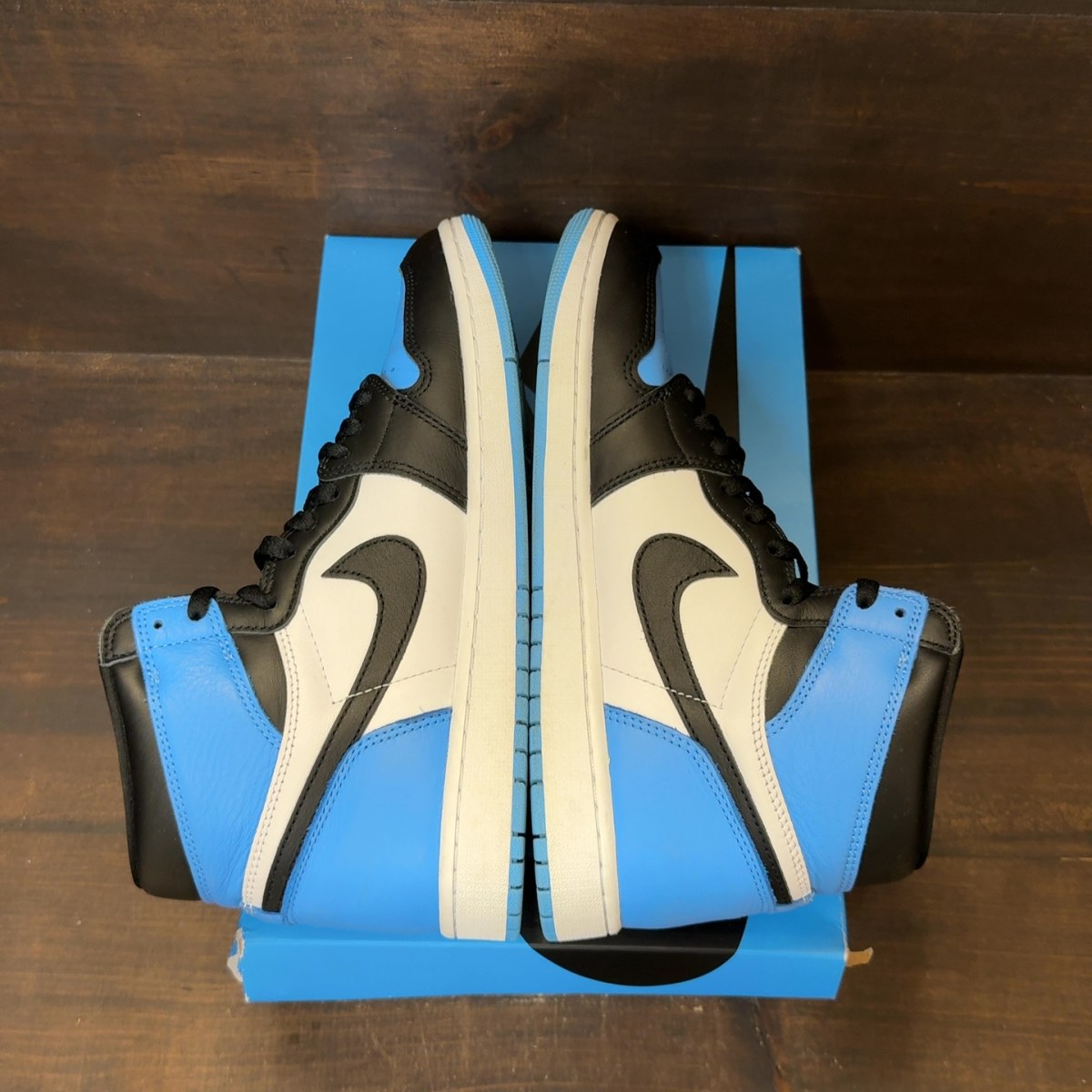 Jordan 1 Retro High OG UNC Toe - Image 6