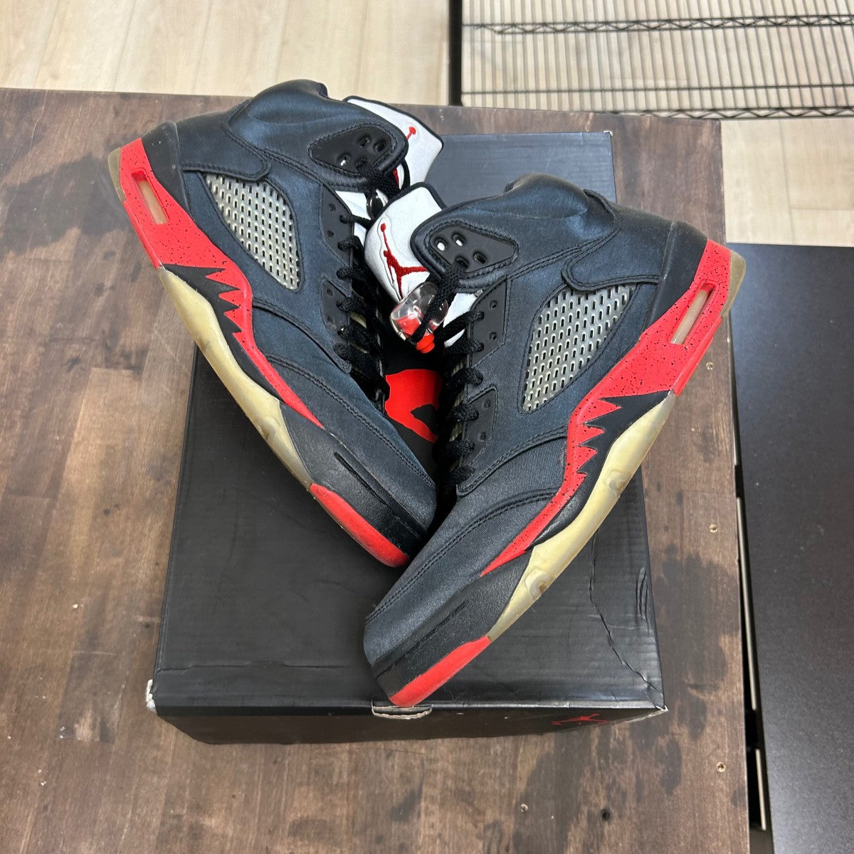 Jordan 5 Retro Satin Bred - Image 1