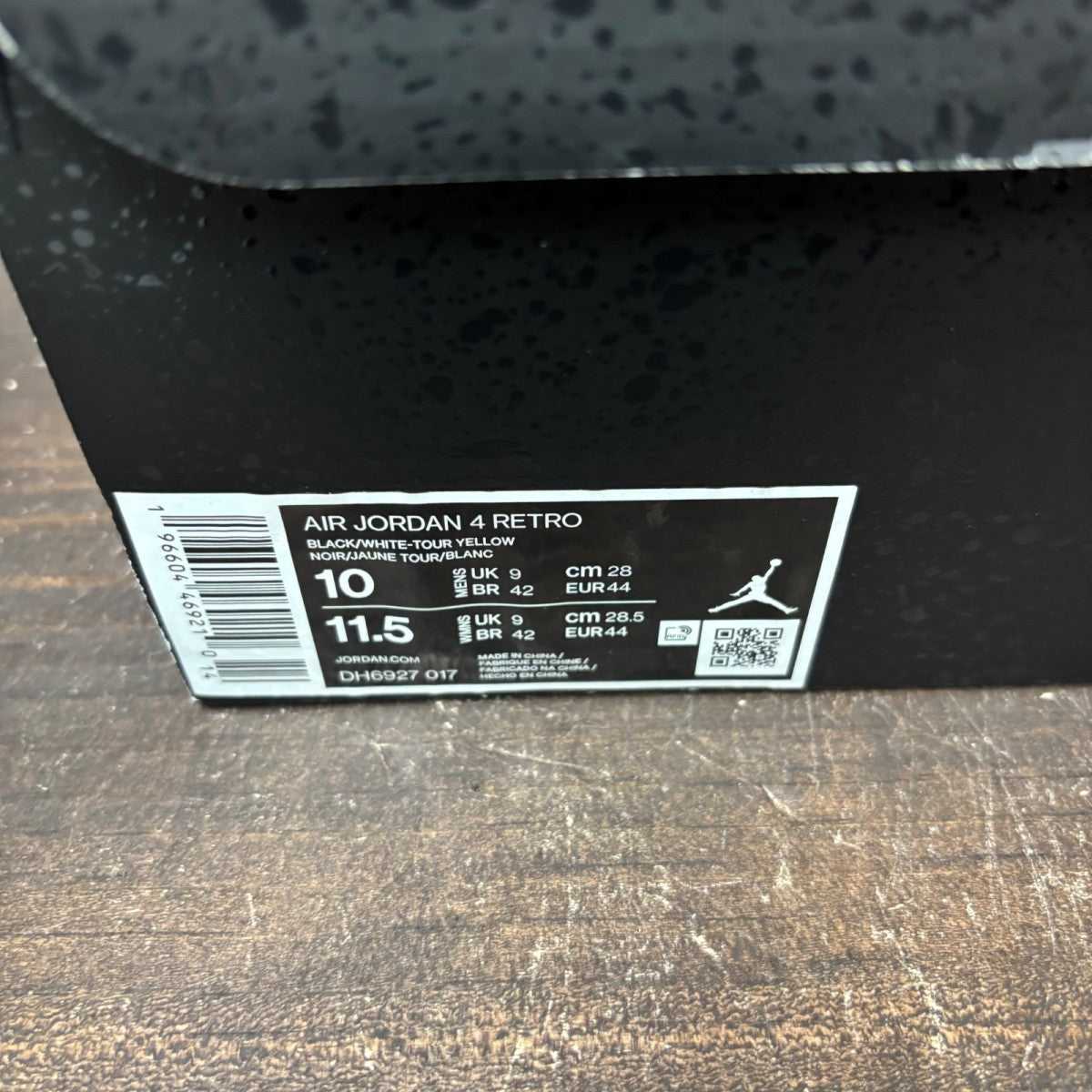 Jordan 4 Retro Thunder (2023) - Image 7