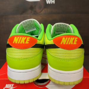 Nike Dunk Low SE Splash Volt - Image 4