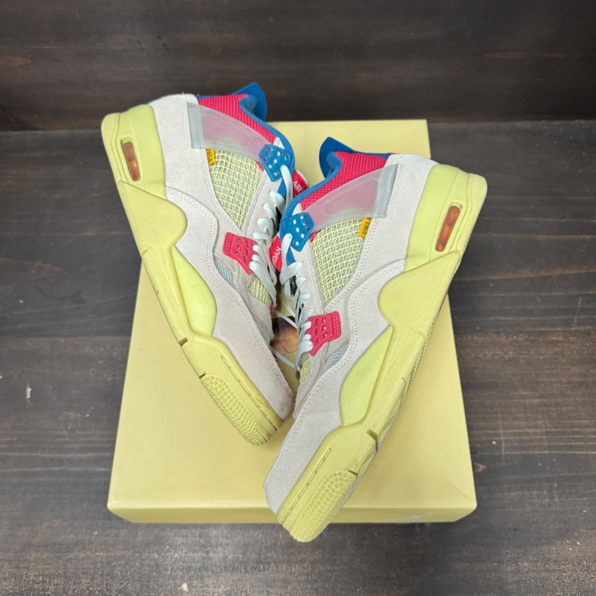 Jordan 4 Retro Union Guava Ice - Image 2