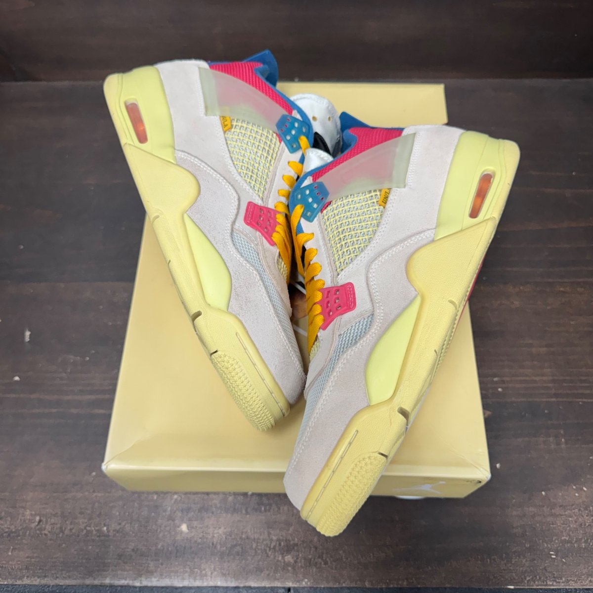 Jordan 4 Retro Union Guava Ice Size 11 (Pre-Owned) - back