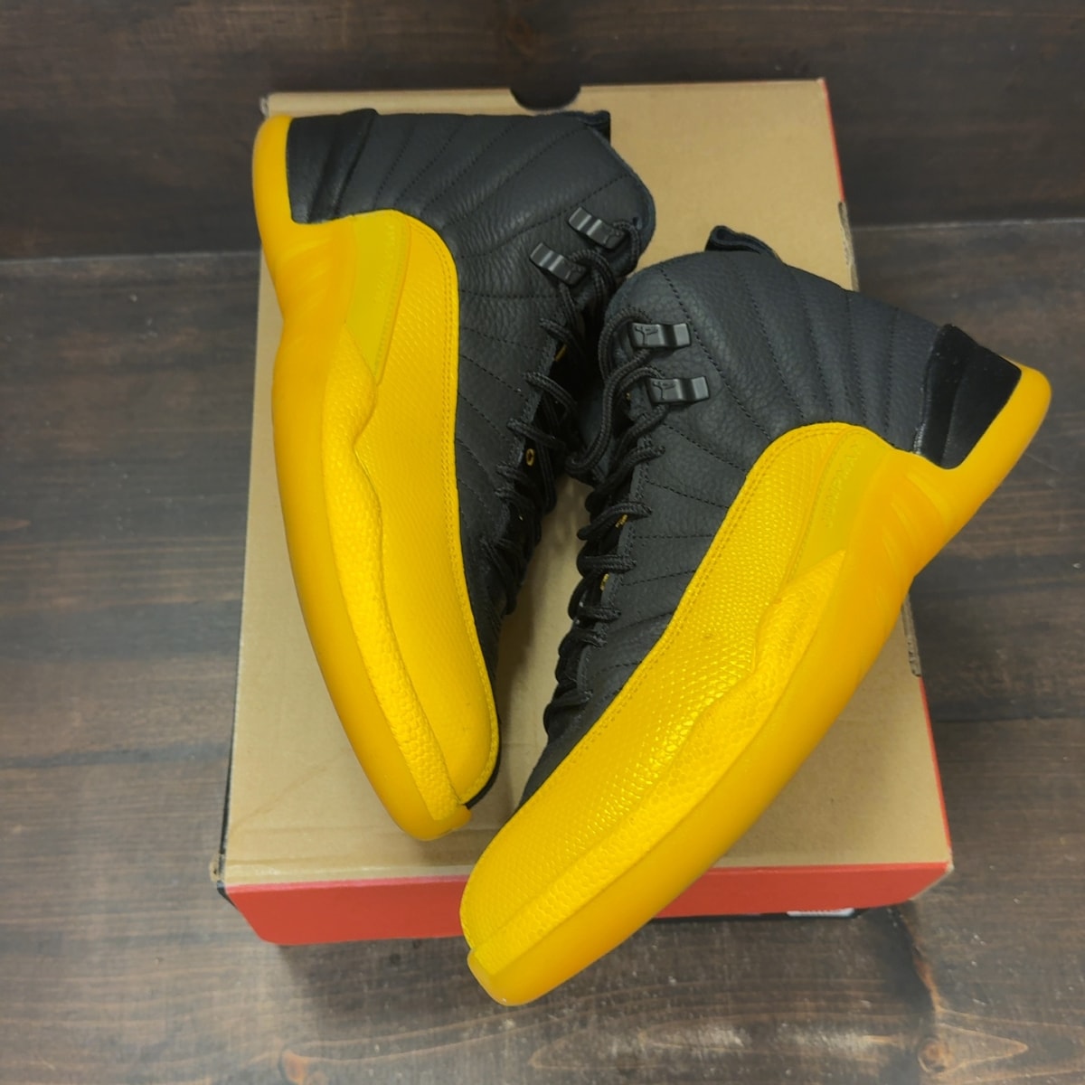 Jordan 12 Retro Black University Gold - Image 2