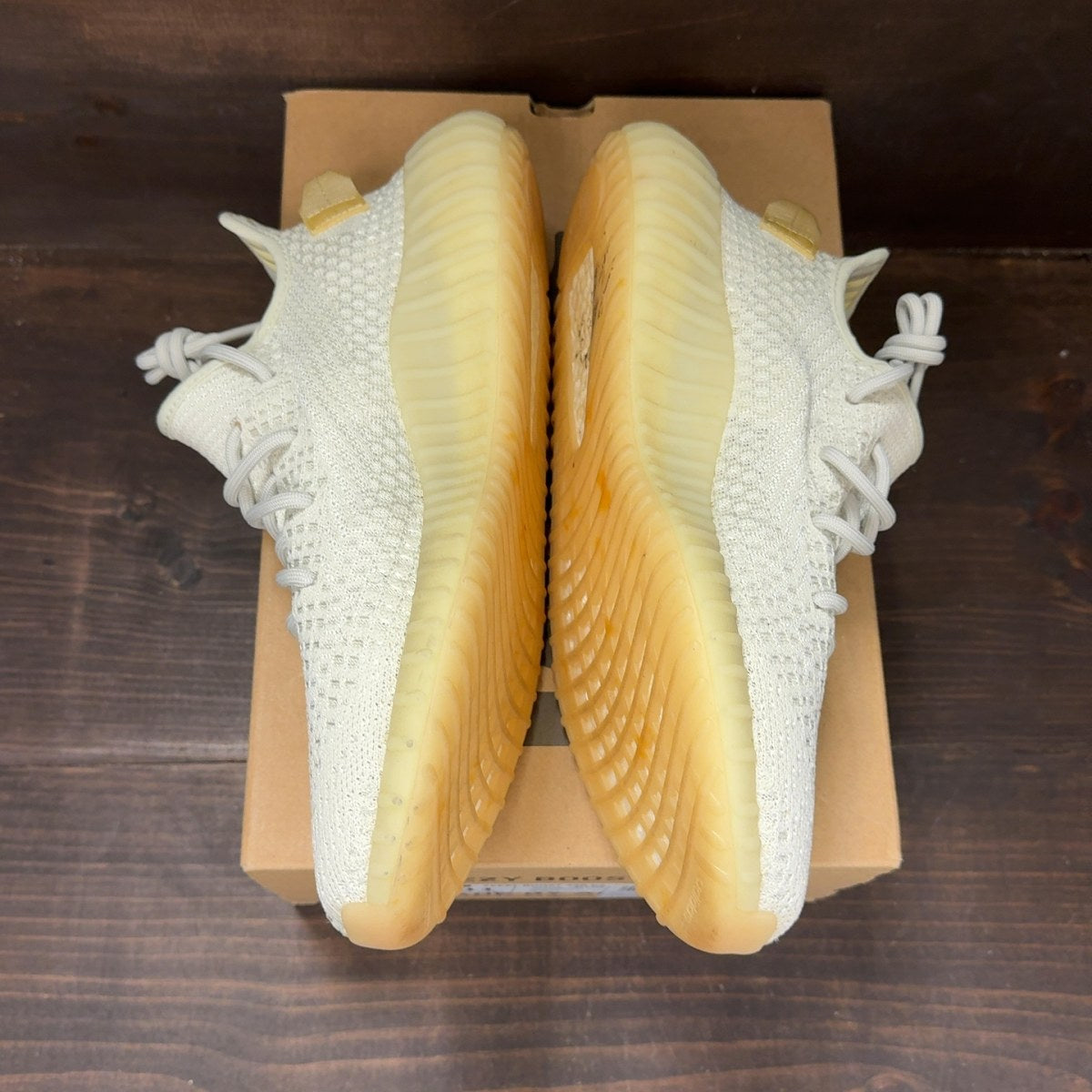 adidas Yeezy Boost 350 V2 Light - Image 4