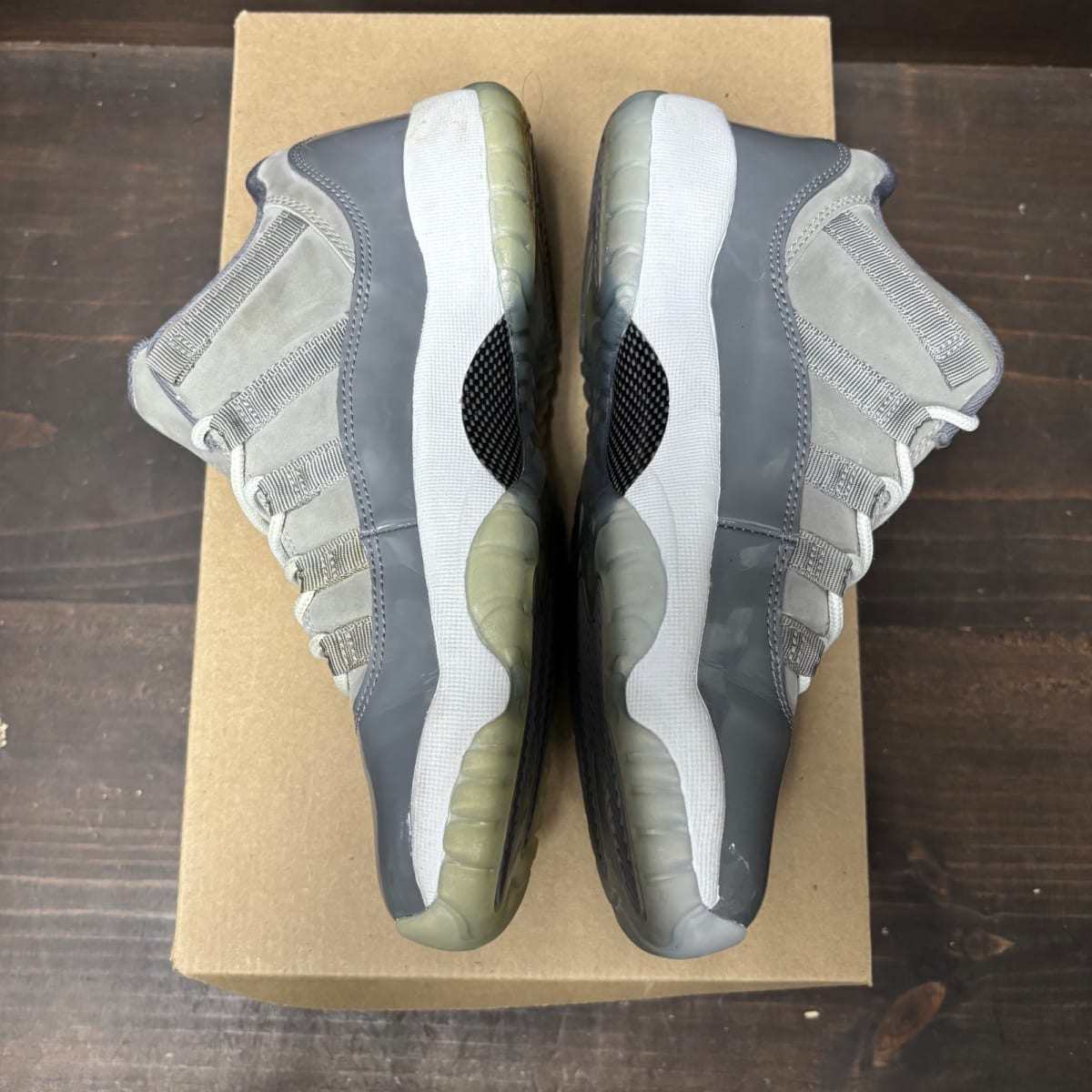 Jordan 11 Retro Low Cool Grey (GS) Size 6Y (Pre-Owned) - tag