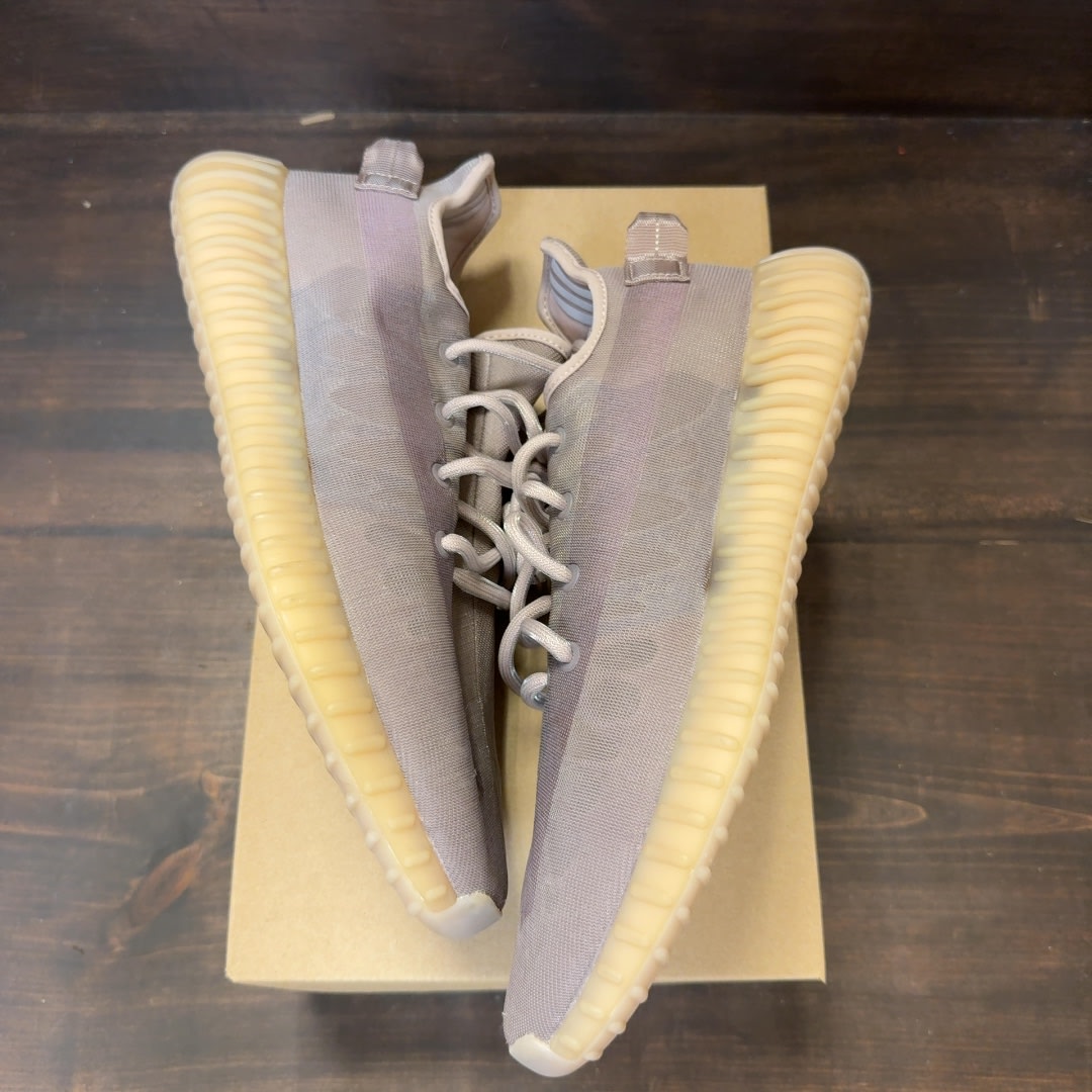adidas Yeezy Boost 350 V2 Mono Mist Size 11 (Pre-Owned) - Image 2