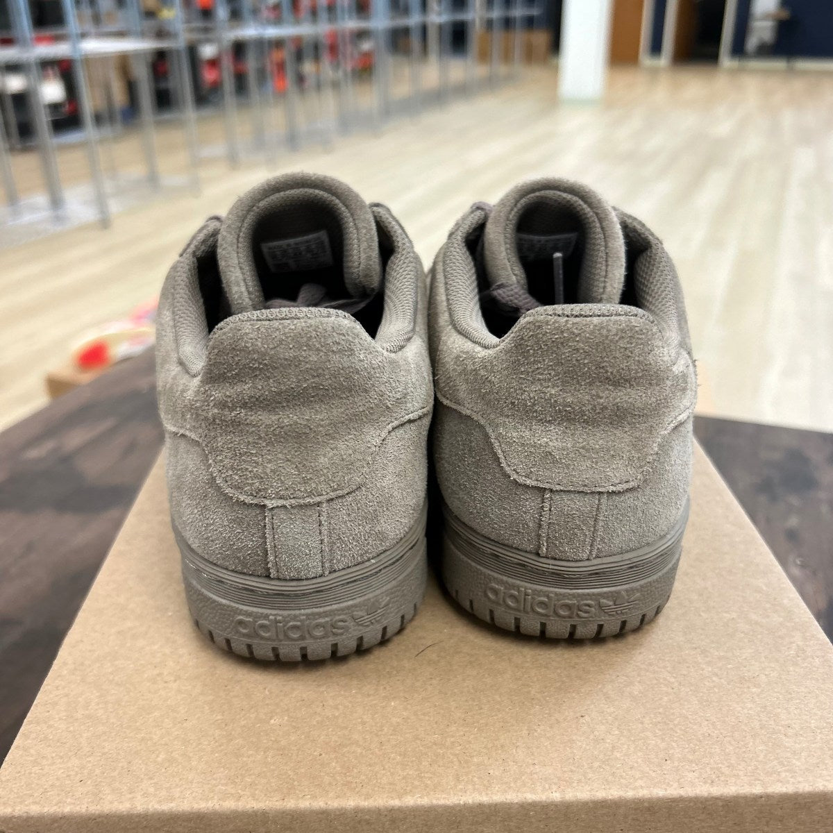 adidas Yeezy Powerphase Simple Brown Size 10 (Pre-Owned) - Image 4
