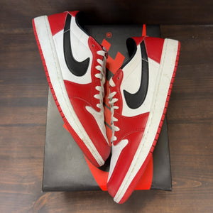 Jordan 1 Retro Low OG Chicago (2025) - Image 2