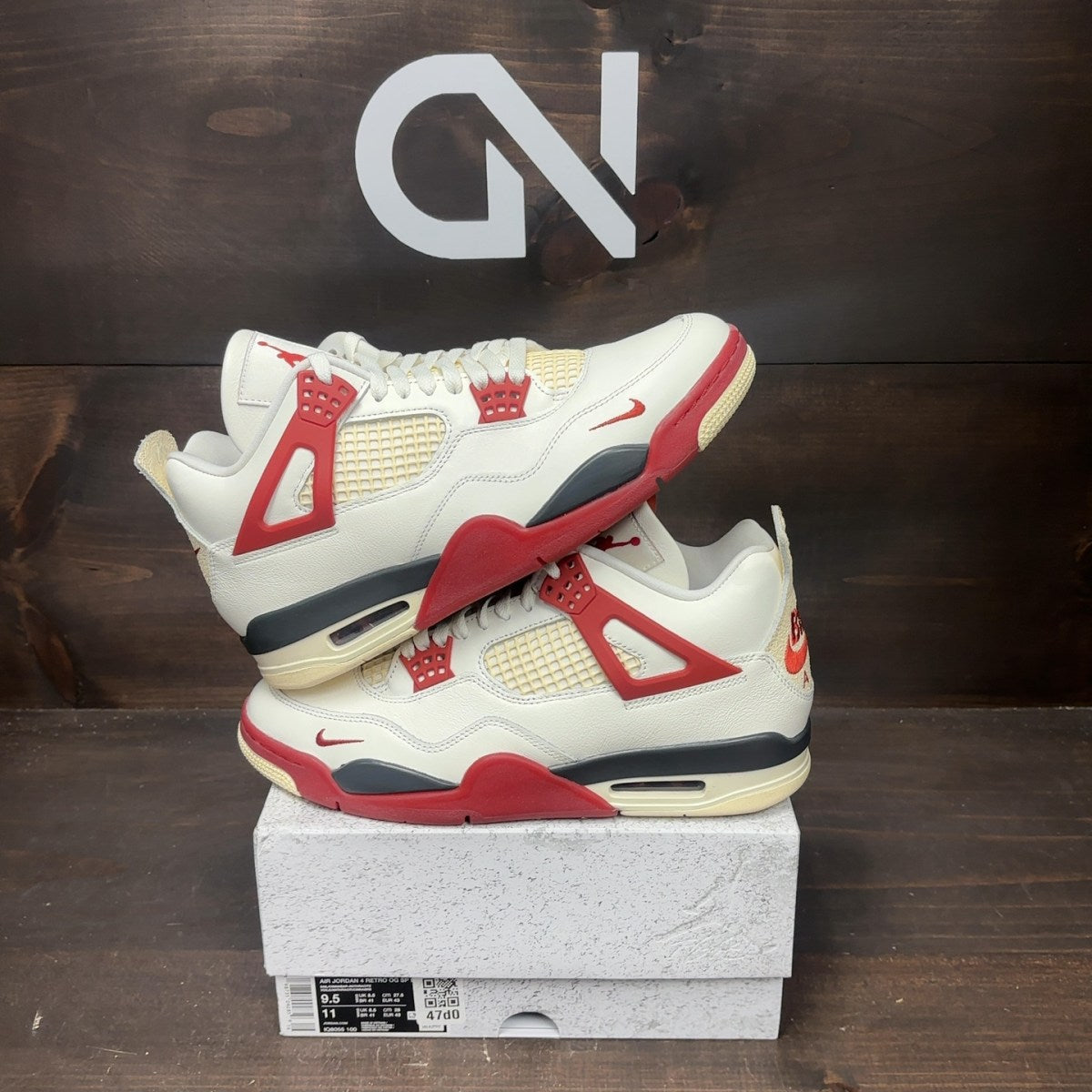 Jordan 4 Retro OG Nigel Sylvester Brick After Brick Size 9.5 (Pre-Owned)