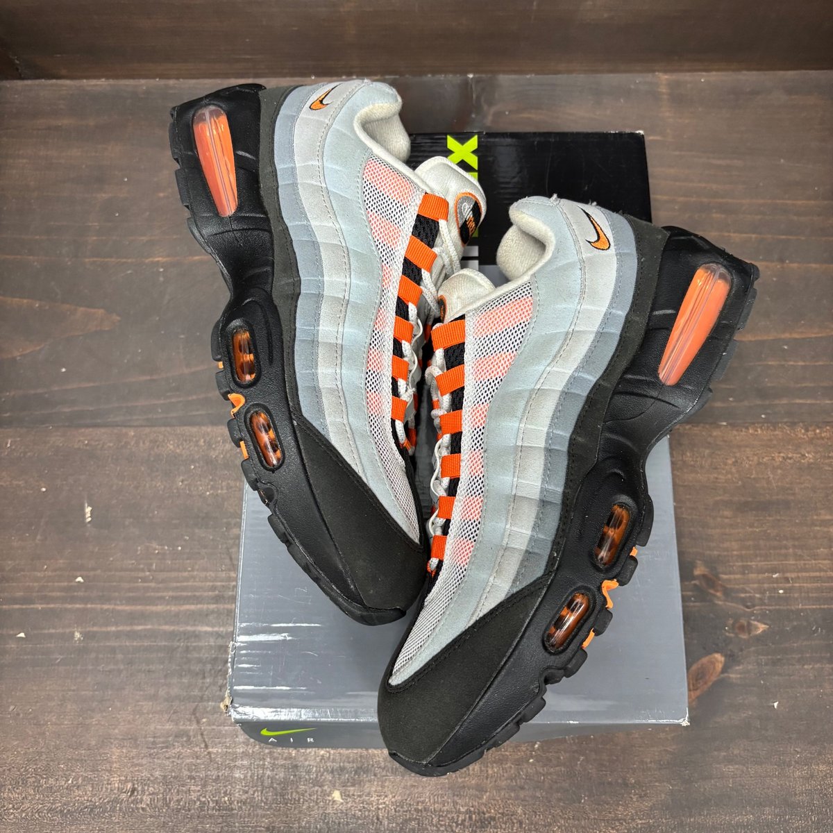 Nike Air Max 95 OG Big Bubble Bright Mandarin (2025) Size 9.5 (Pre-Owned) - back