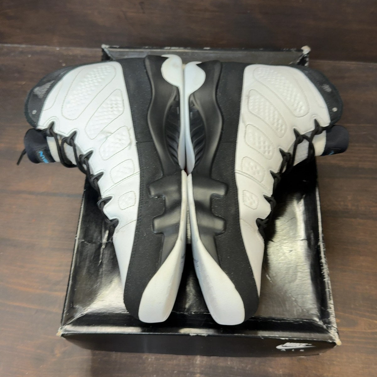 Jordan 9 Retro University Blue - Image 4