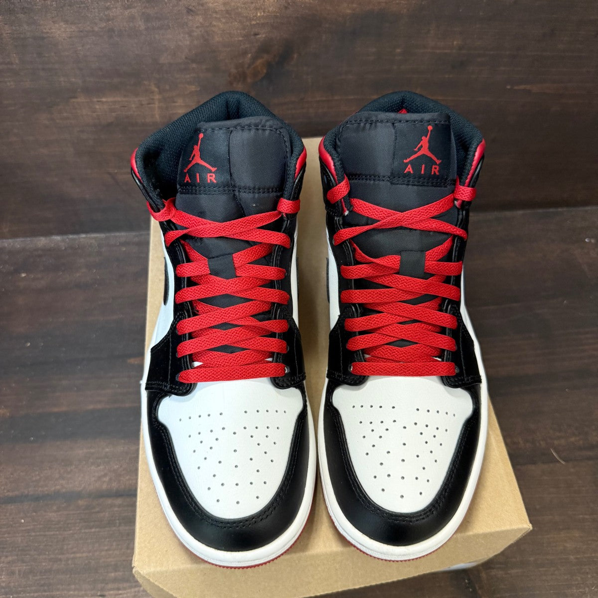 Jordan 1 Mid Gym Red Black Toe Size 8 (Pre-Owned) - Image 2