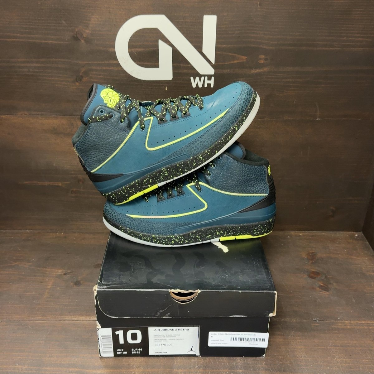 Jordan 2 Retro Nightshade Size 10 (Pre-Owned) - front
