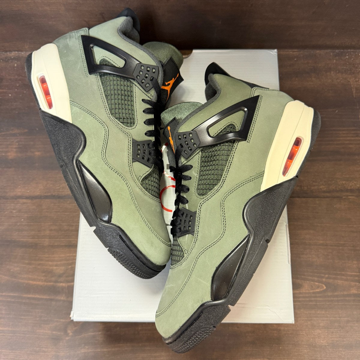 Jordan 4 Retro OG SP Undefeated (2025) - Image 2