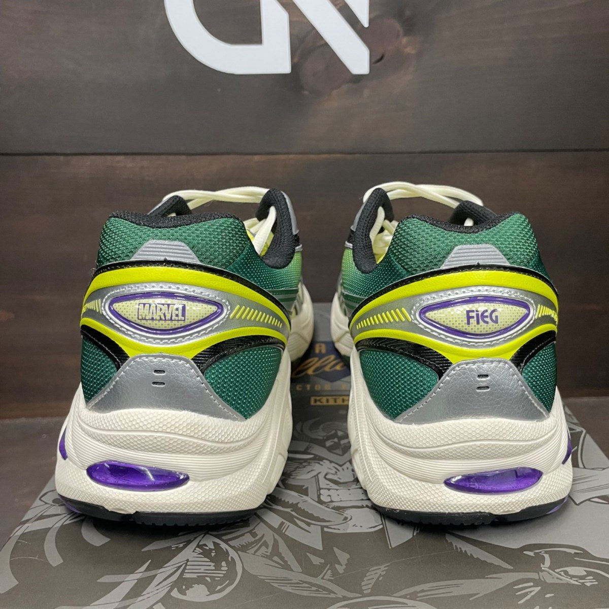 ASICS GT-2160 Kith Marvel Villains Green Goblin Opened Box (Comic Not Included) Size 11 (Pre-Owned) - side