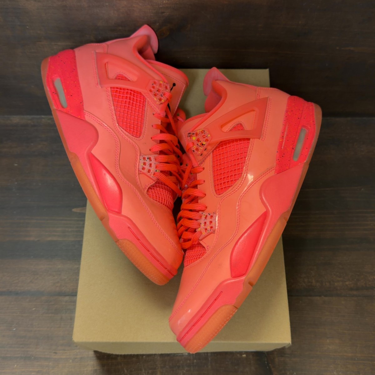 Jordan 4 Retro Hot Punch (Women's) Size 12W (Pre-Owned) - Image 2