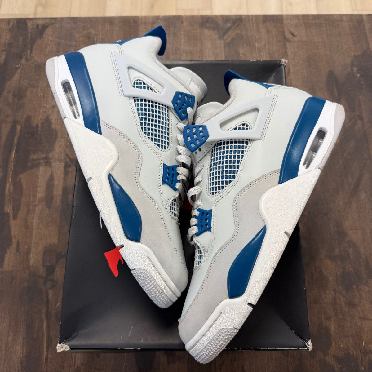 Jordan 4 Retro Military Blue (2024) Size 12 (Pre-Owned) - Image 1