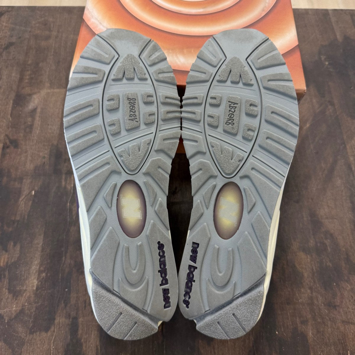 New Balance 990v2 Concepts Tyrian Size 9.5 (Pre-Owned) - Image 6