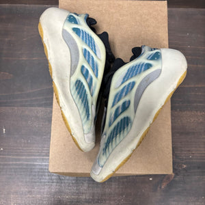 adidas Yeezy 700 V3 Kyanite Size 5 (Pre-Owned) - back