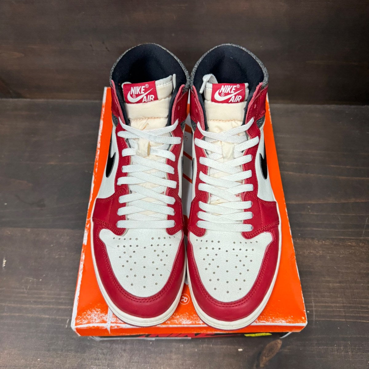 Jordan 1 Retro High OG Chicago Lost and Found - Image 3
