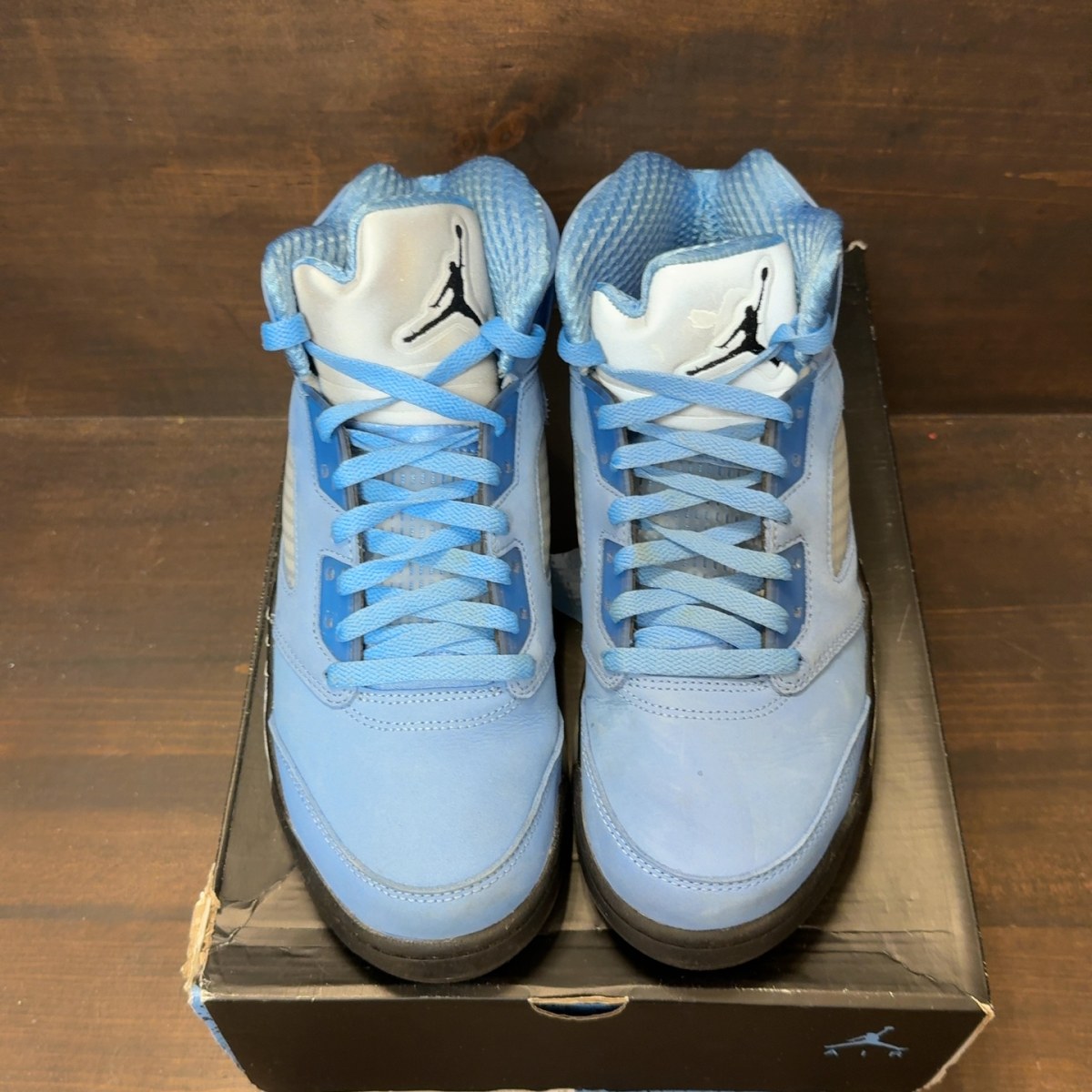 Jordan 5 Retro UNC University Blue Size 8.5 (Pre-Owned)