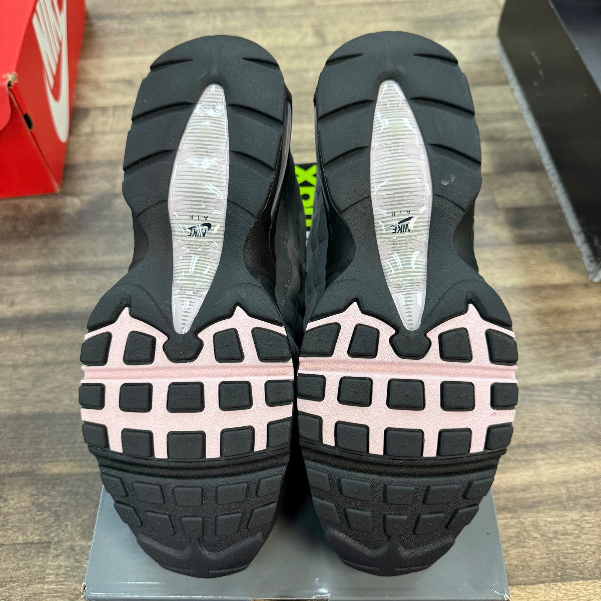 Nike Air Max 95 OG Big Bubble Pink Foam (Women's) Size 12W (Pre-Owned)