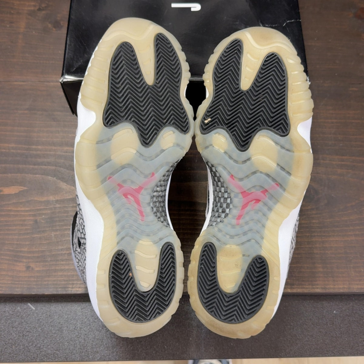 Jordan 11 Retro Low IE Black Cement - Image 8